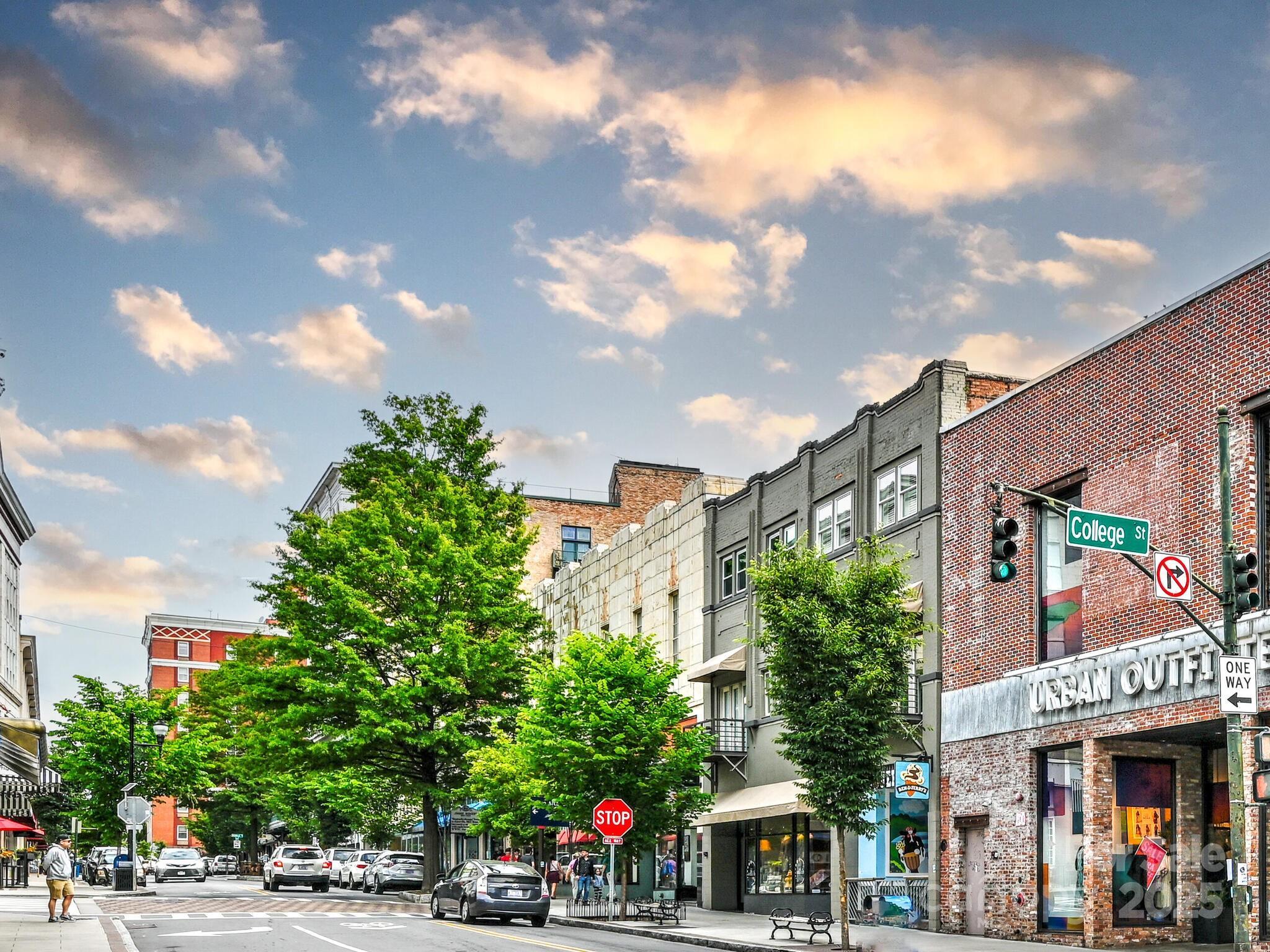 Photo of Twenty-One Haywood Street Condominiums Unit 2B