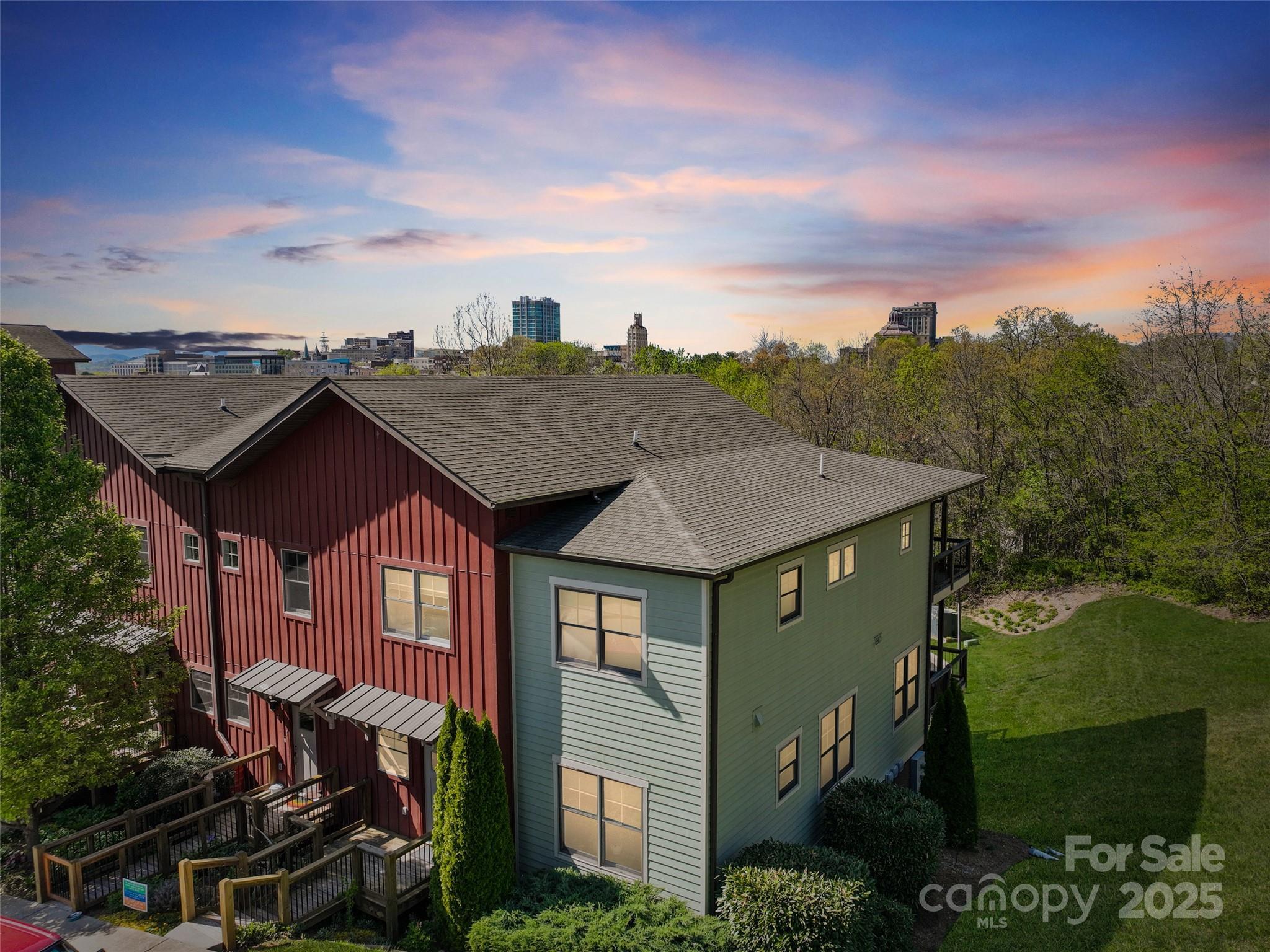 Photo of SkyLoft Townhomes Unit 3