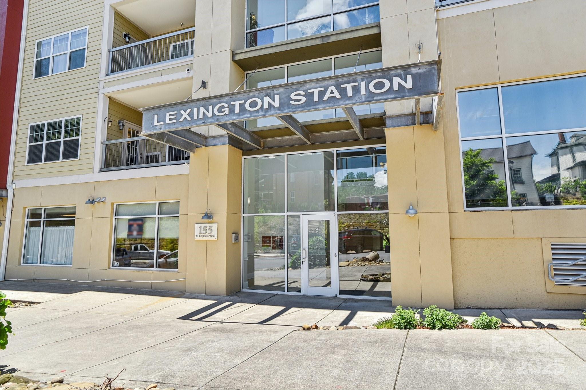Photo of Lexington Station Unit 206