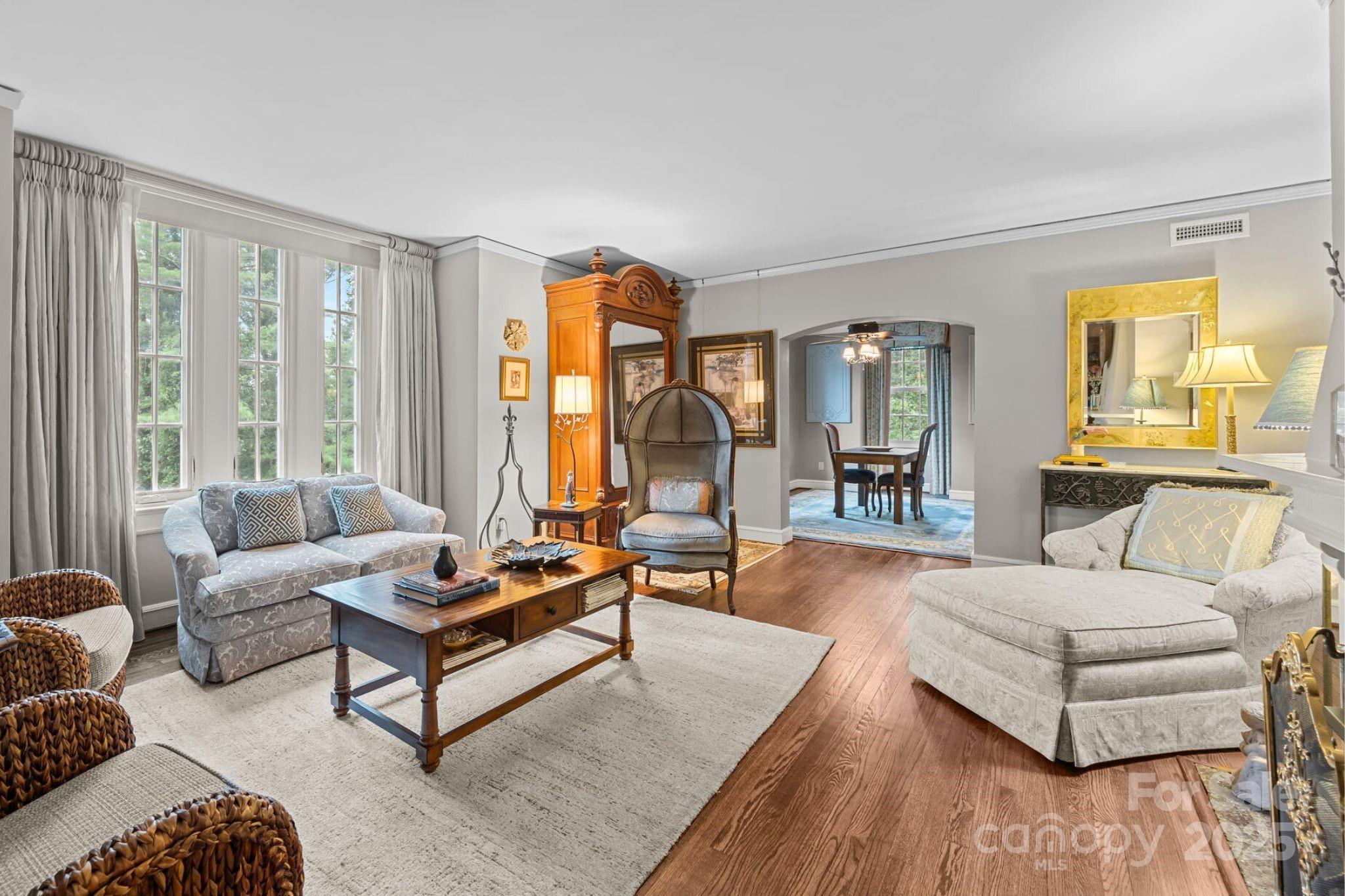 Photo of Longchamps Condos Unit B9